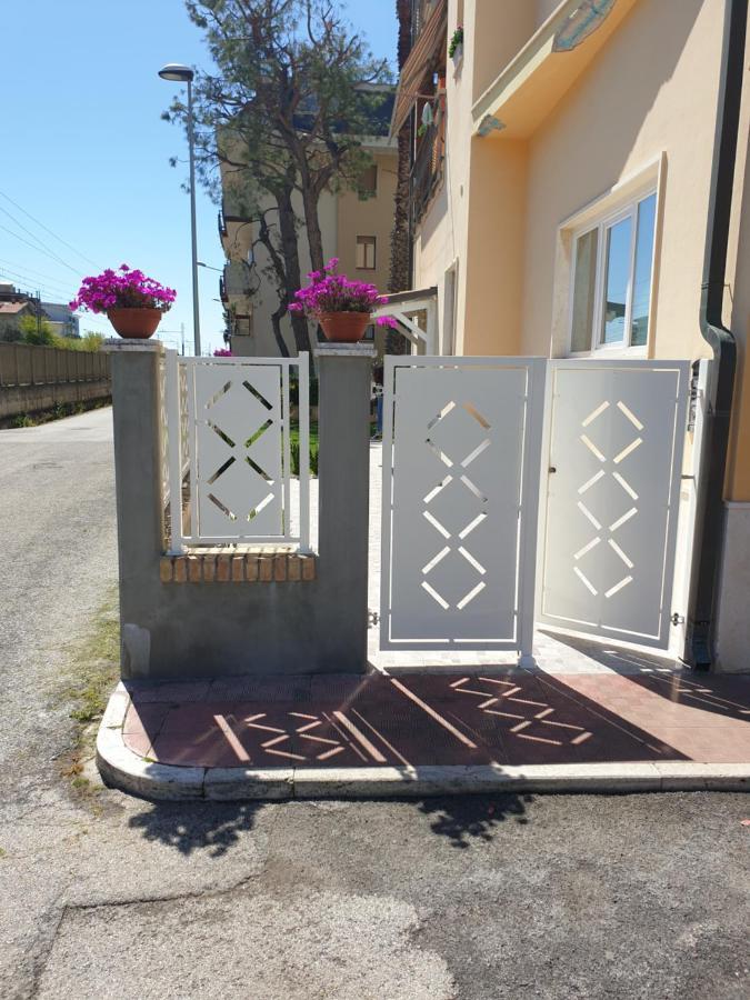 Apartament Casa Trilli Grottammare Zewnętrze zdjęcie
